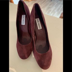 Steve Madden Wine/Burgundy leather velvet pumps 8M